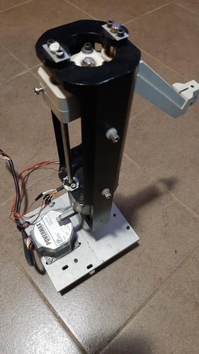 Pick place assembly 110 - , swing